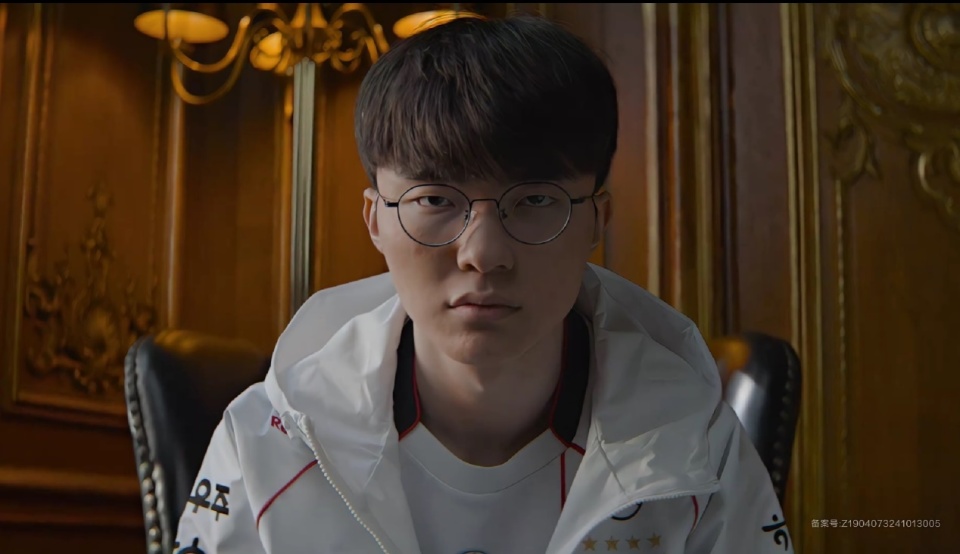 Jinnianhui-关于比赛规则变更引发热议！，Faker在TES比赛中大比分获胜全场沸腾不已的信息