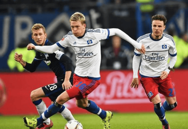  皇家社会迎德国杯关键赛，赛前队长鼓劲，引发热议，球探报告显示潜力