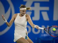 Jinnianhui-包含科维托娃关键节点惊险取胜，FPX带队取胜！的词条