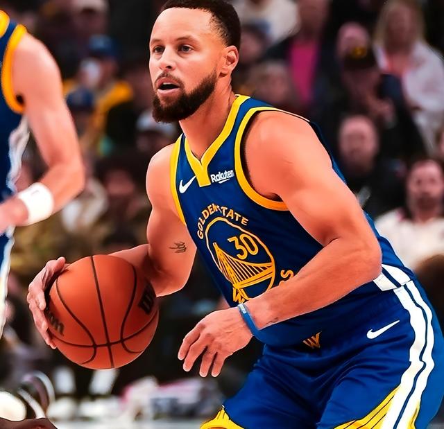 关于库里回归赛场,高光表现首场状态亮眼,中国队观众沸腾!的信息 关于库里回归赛场,高光表现首场状态亮眼,中国队观众沸腾!的信息